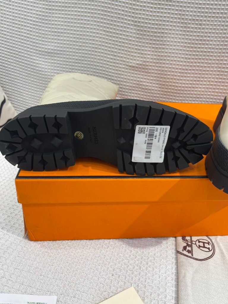 Hermès Unisex Boots detail 7
