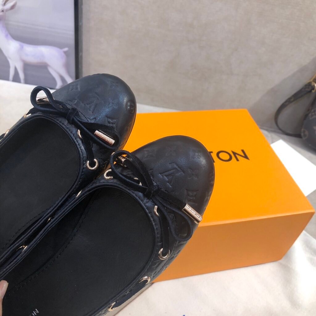 Louis Vuitton Women's Driving Loafers detail image 7
