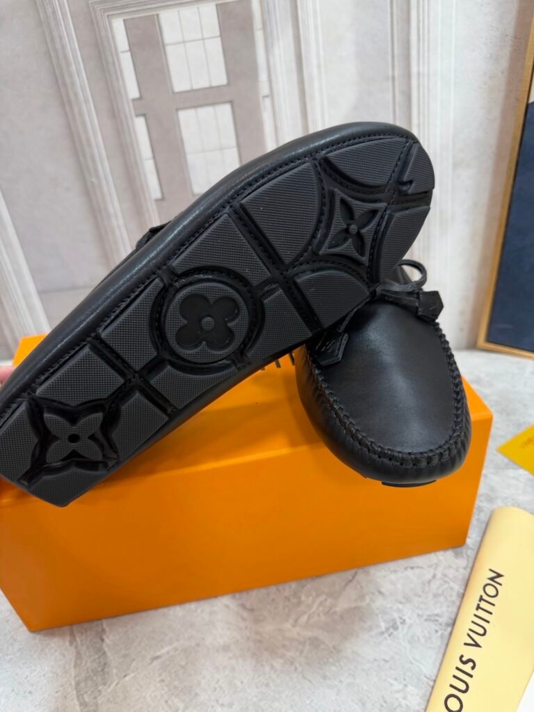 Louis Vuitton Unisex Driving Loafers detail 7