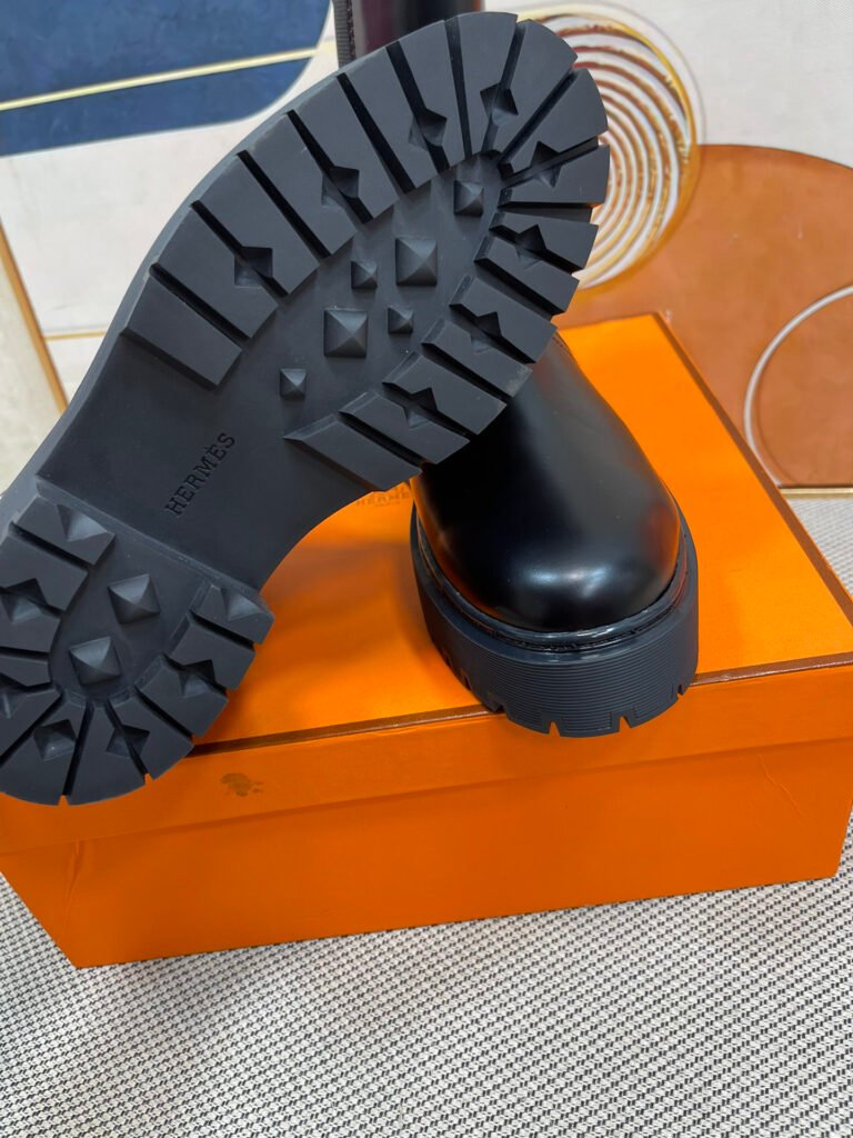 Hermès Unisex Boots detail 7