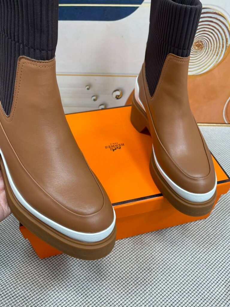 Hermès Unisex Boots detail 7