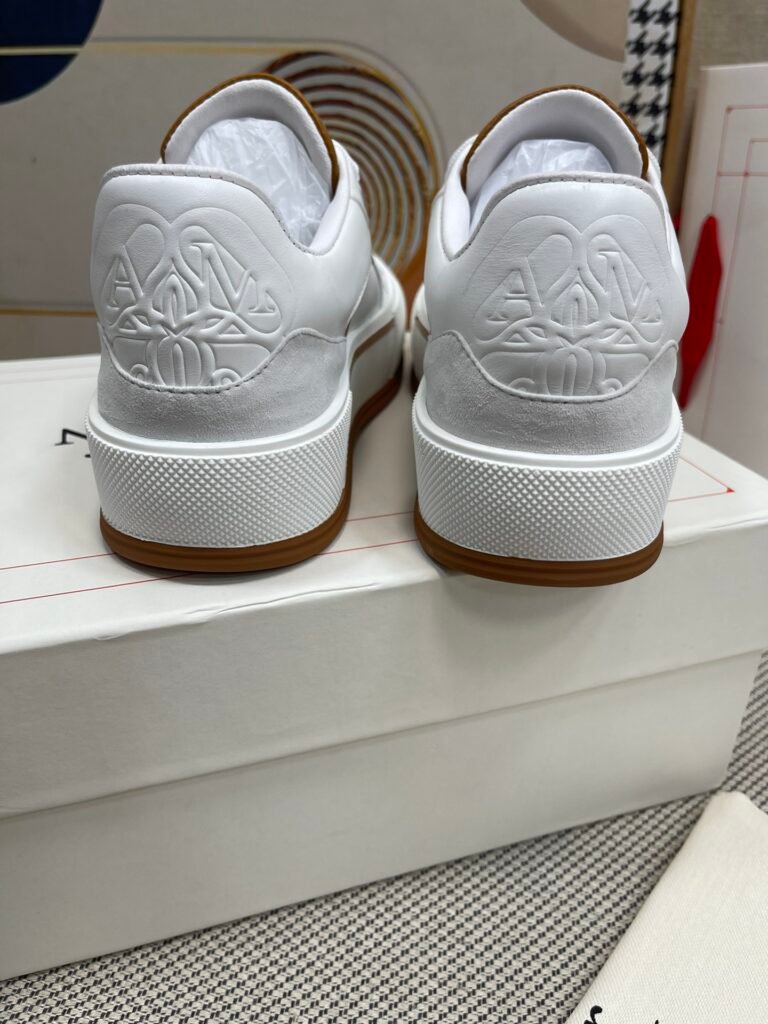 Alexander McQueen Unisex Platform Sneakers detail image 7