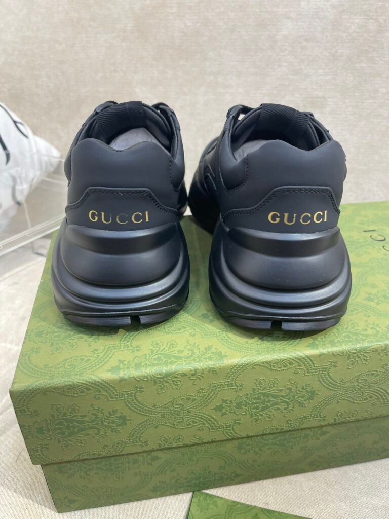 Dior Unisex Chunky Sneakers detail image 7