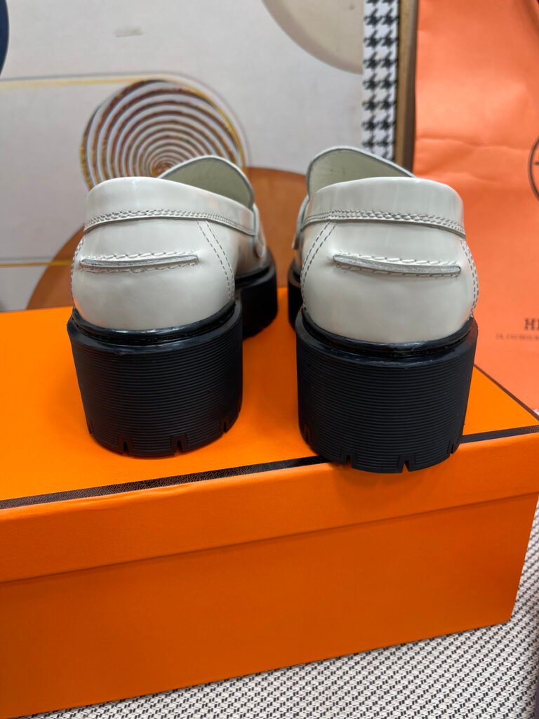 Hermès Unisex Loafers detail 7