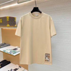 Burberry Unisex T-Shirt