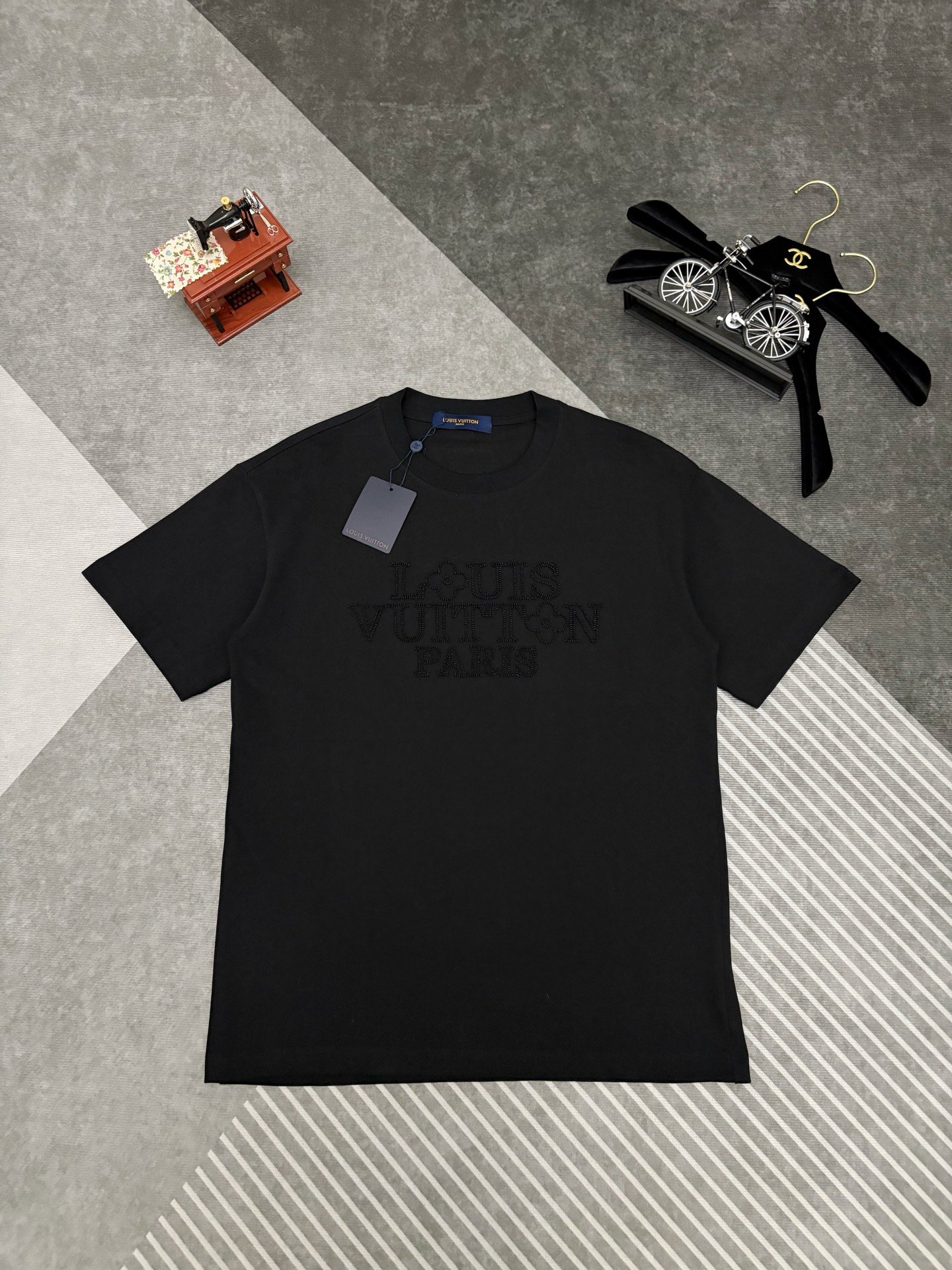 Louis Vuitton Unisex T-Shirt
