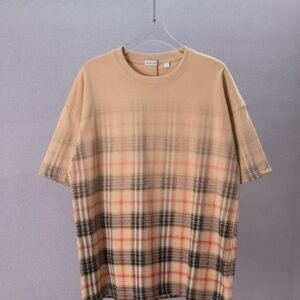 Burberry Unisex T-Shirt