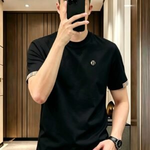 Burberry Unisex T-Shirt