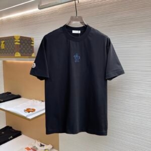 Balenciaga Unisex T-Shirt
