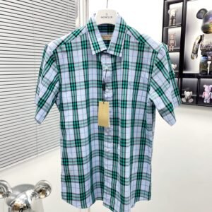 Burberry Unisex T-Shirt