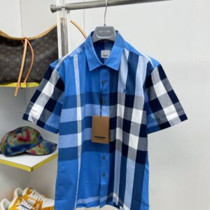 Burberry Unisex T-Shirt