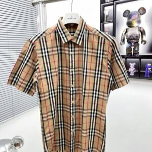 Burberry Unisex T-Shirt