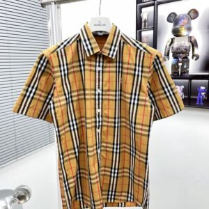 Burberry Unisex T-Shirt