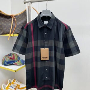 Burberry Unisex T-Shirt