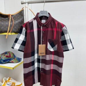 Burberry Unisex T-Shirt